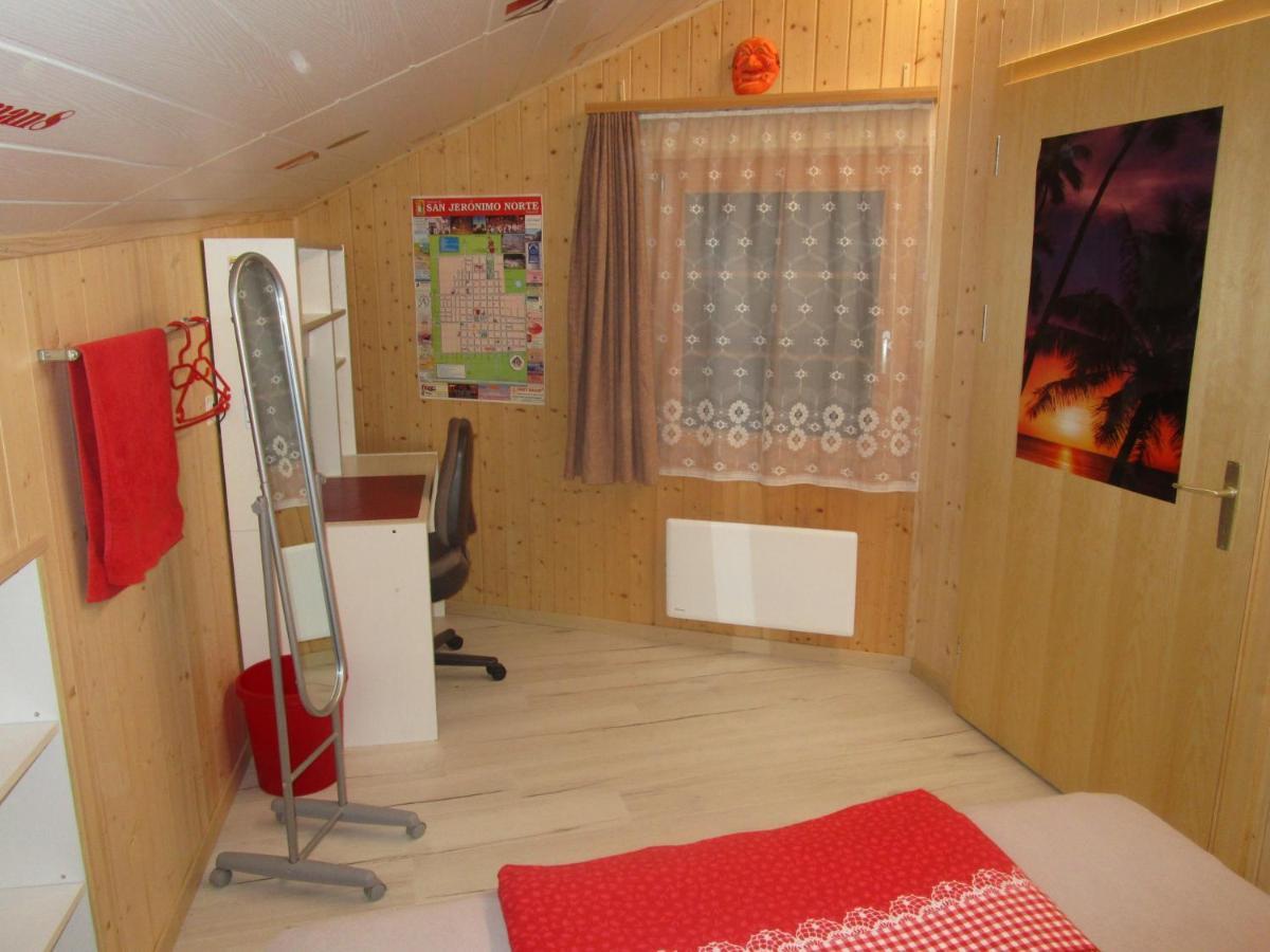 Postman8 - Bed And Breakfast Stalden ภายนอก รูปภาพ