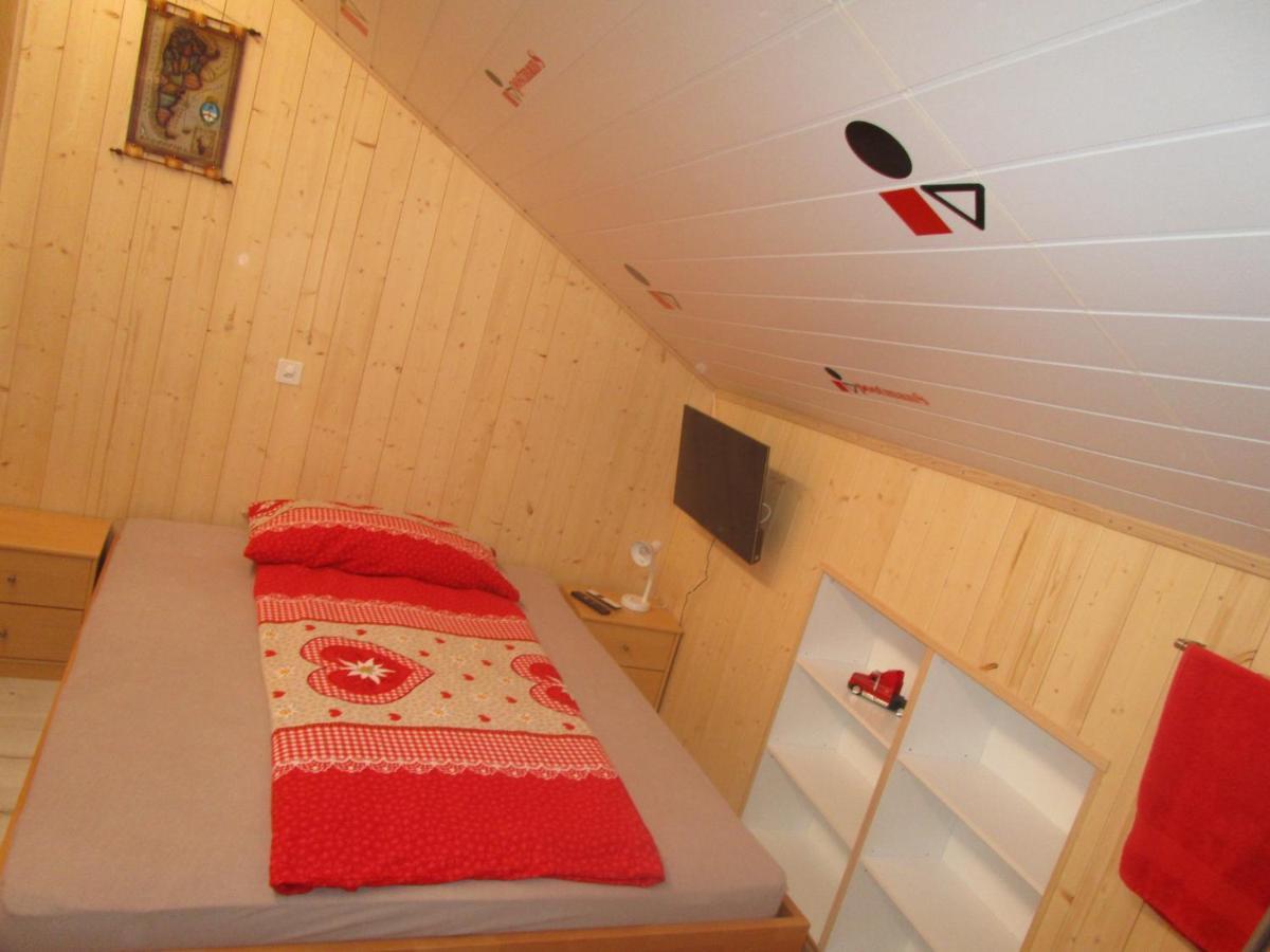 Postman8 - Bed And Breakfast Stalden ภายนอก รูปภาพ